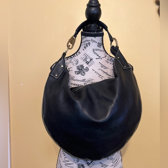 Enzo Angiolini Black Toiletry leather with Elegant Design shoulder bag - Picture 6 of 11